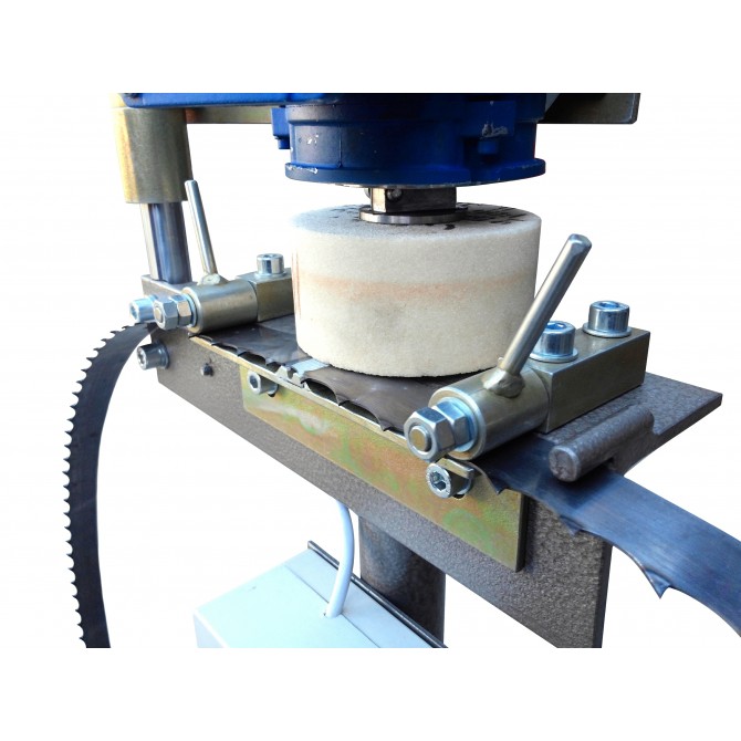 Верстат для зачистки зварювальних швів